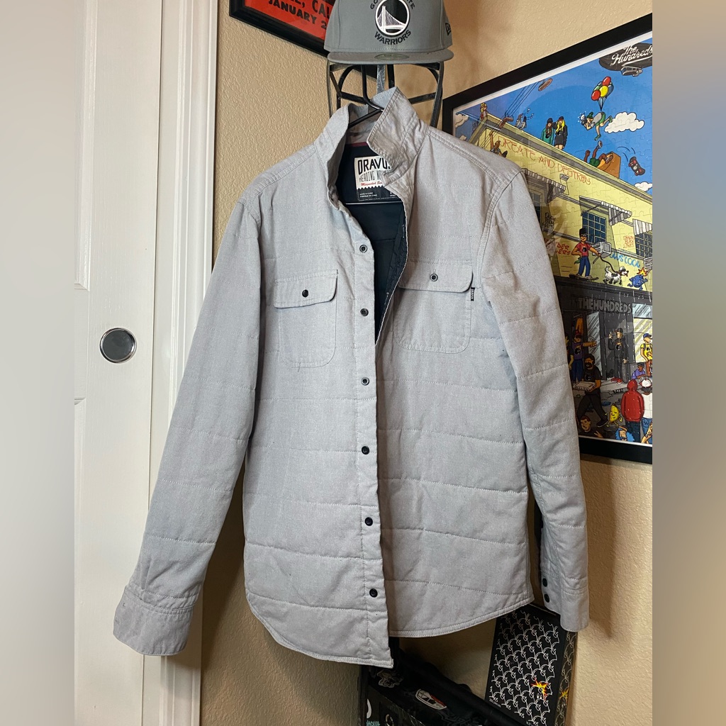 Dravus Button Up